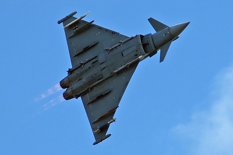 Eurofighter Typhoon vs Dassault Rafale Defence Aviation