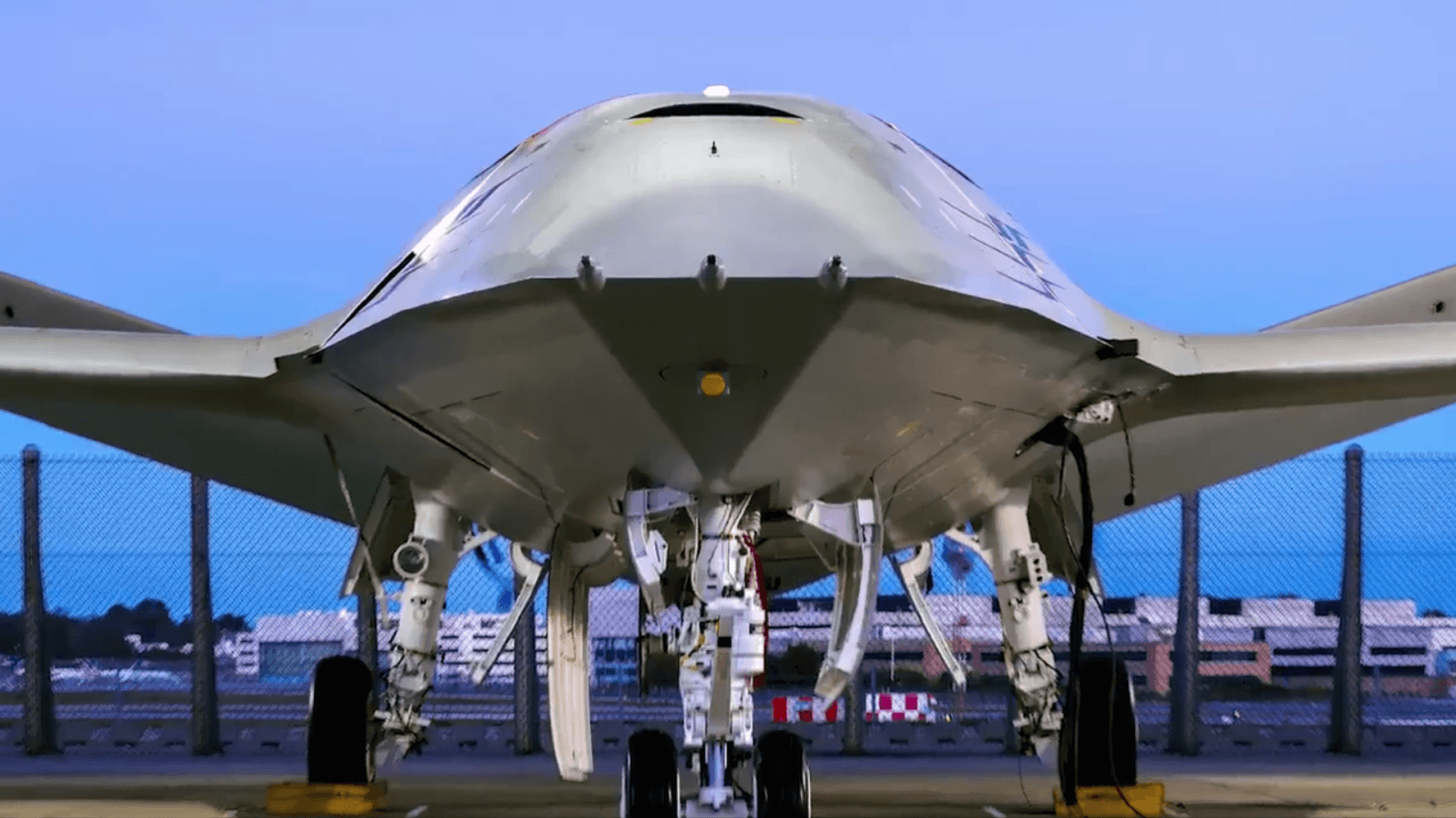 Meet Boeing's concept of MQ-25 Stingray: An Unmanned Carrier-Based Aerial-Refueling System